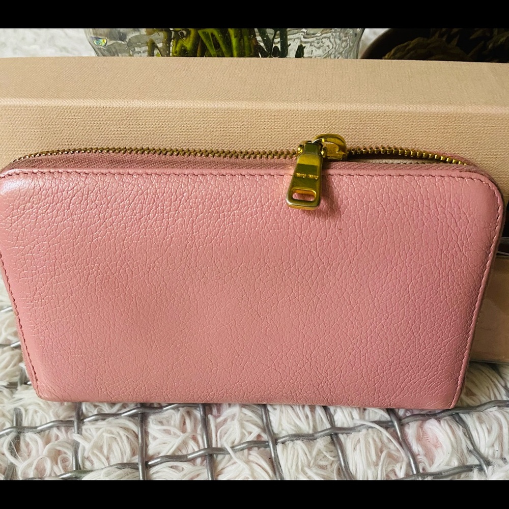 Authentic Miu Miu Wallet - image 5